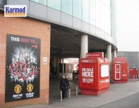 Kioski UK Manchester Old Trafford ja Camp Nou